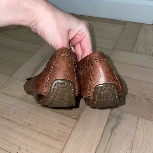 Frye Janet Ring Leather Driving Loafer Moccasins - Picture 5 of 7